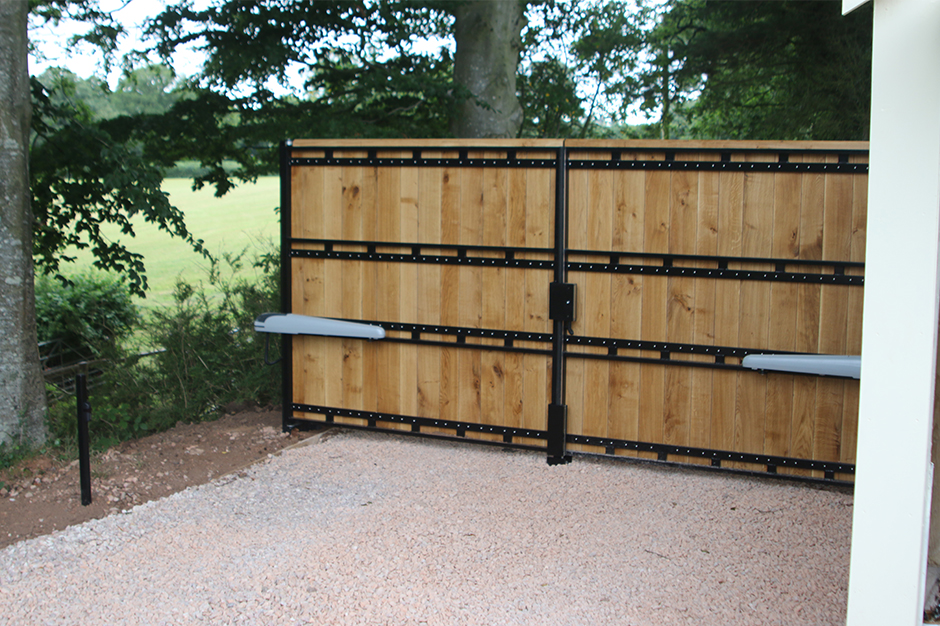Gates Devon